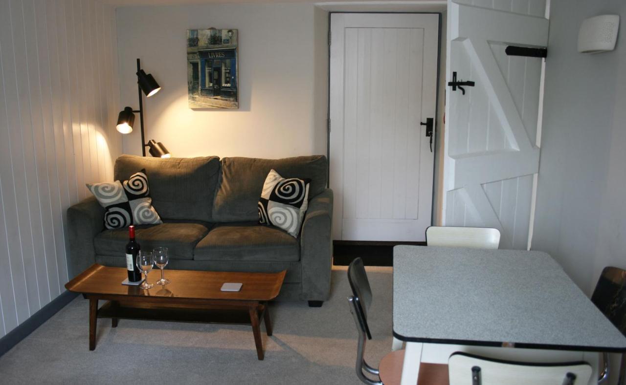웰스 The Cross At Croscombe B&B 외부 사진